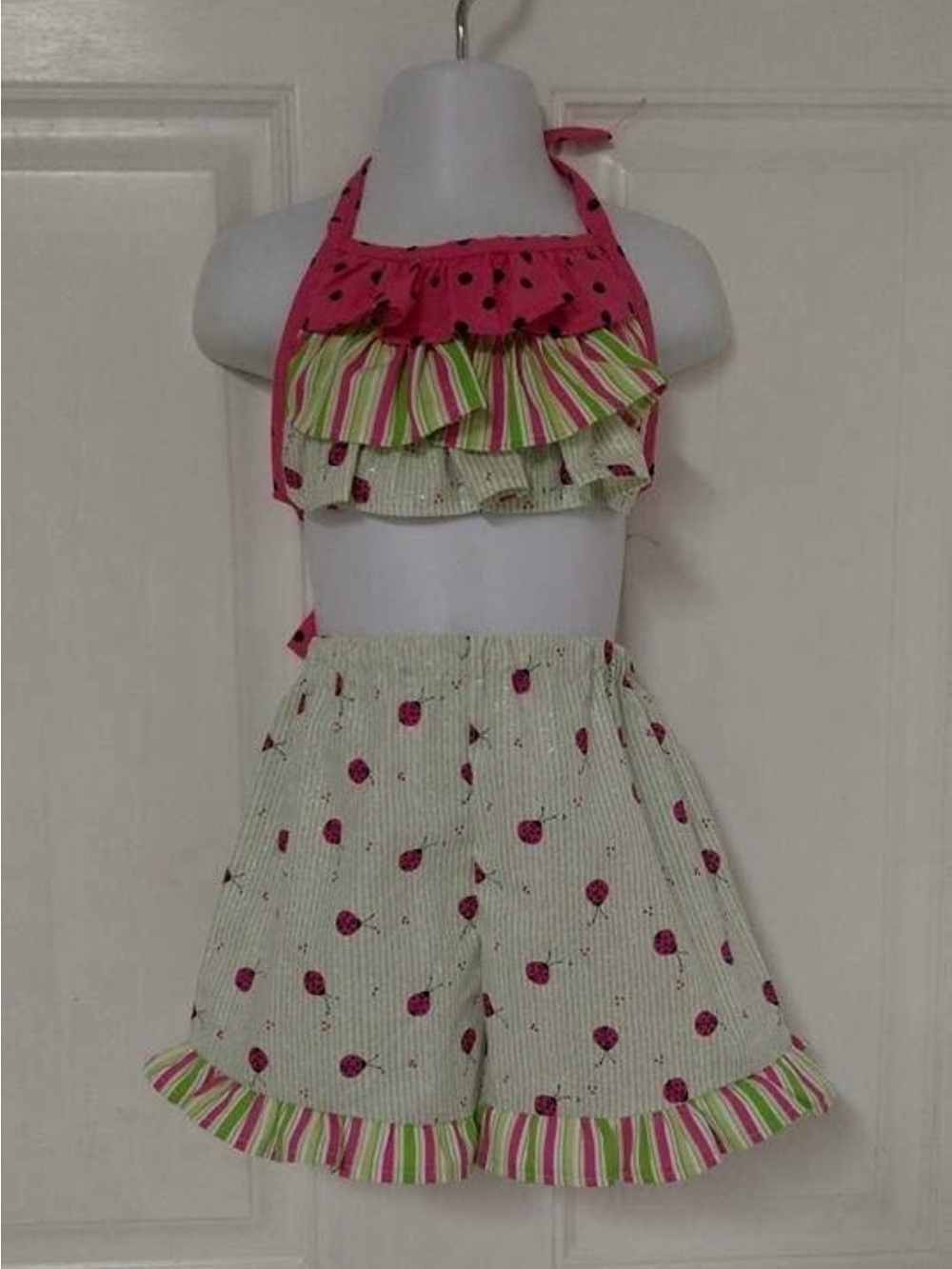 Size 2 NWOT Custom Made red/ green/ pink ladybug ruffled halter top short set
